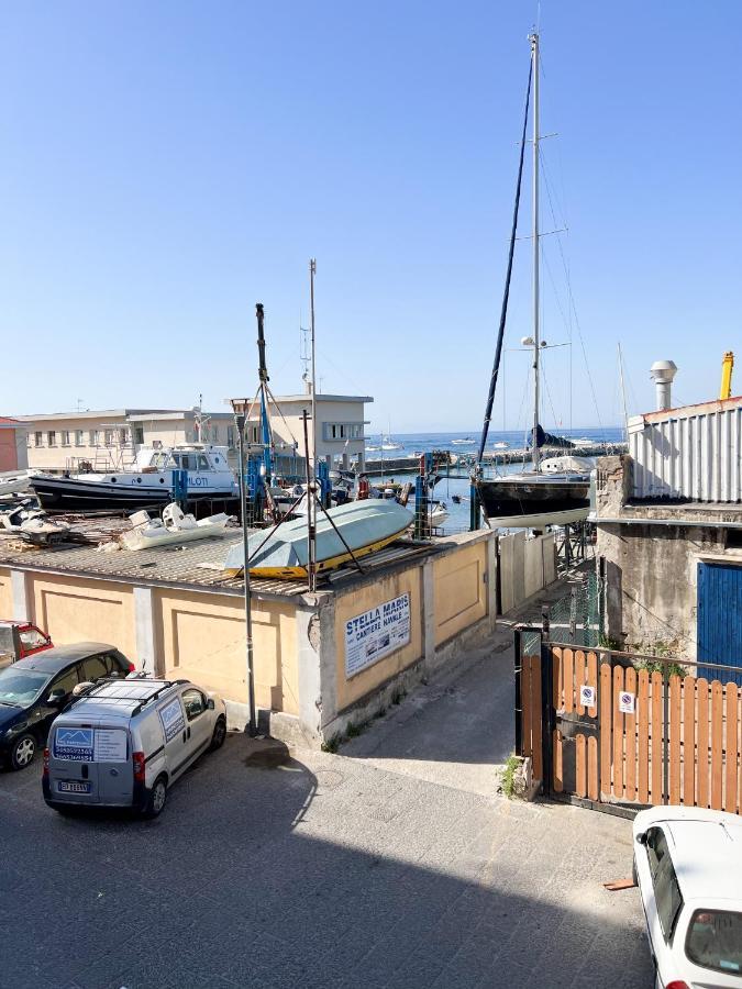 B & B Marina Procida Exterior foto